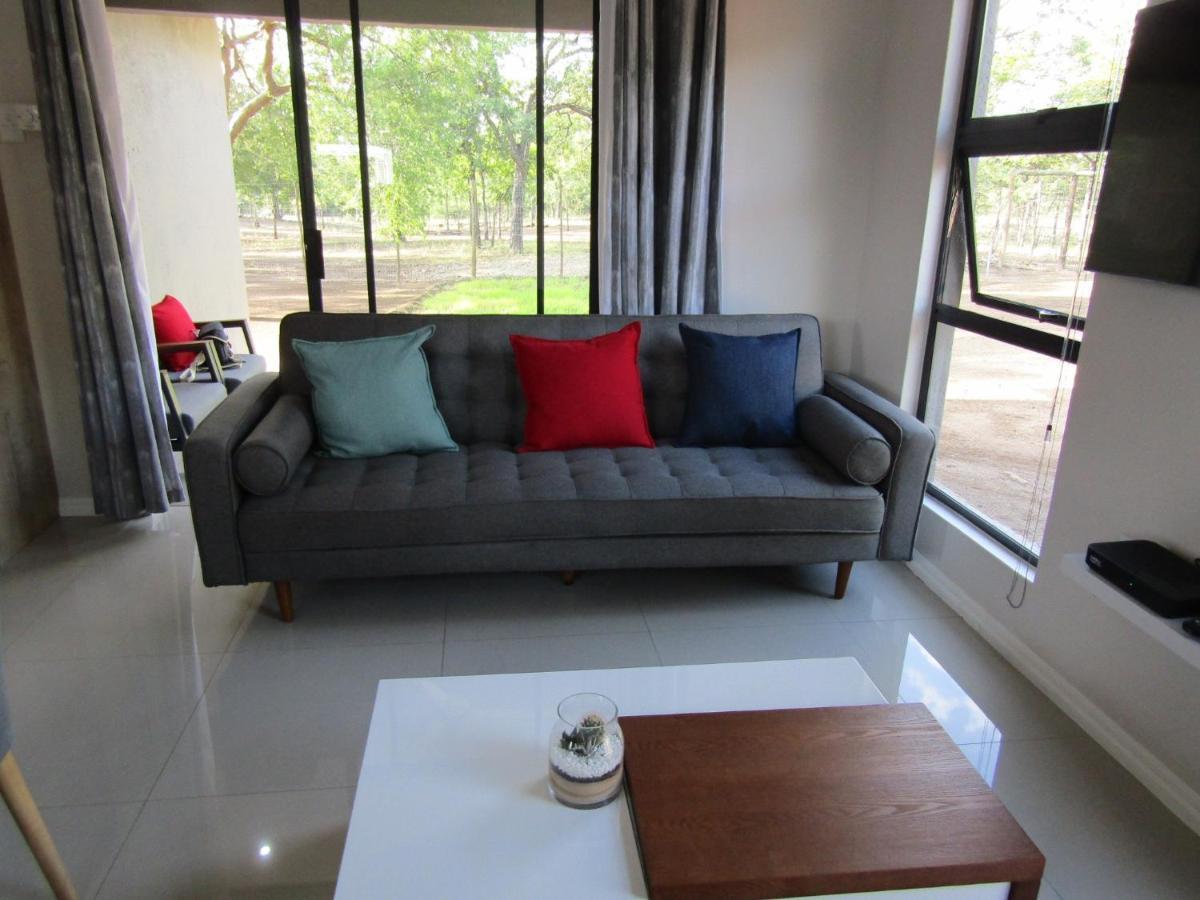 Pafuri Gate Guesthouse Mabiligwe Экстерьер фото
